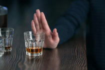 Parar de beber: entendendo o processo e os benefícios Parar de beber: entendendo o processo e os benefícios